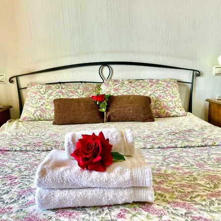 House Three By Gloove Апартаменты