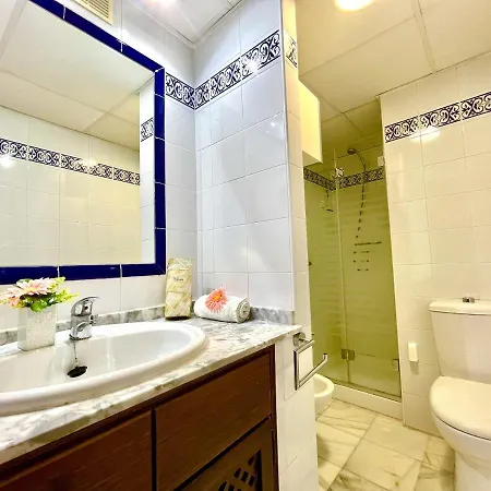 House Three By Gloove * Торевьиа