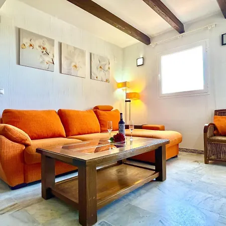 Apartment House Three By Gloove Torrevieja