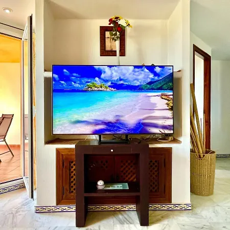 شقة House Three By Gloove