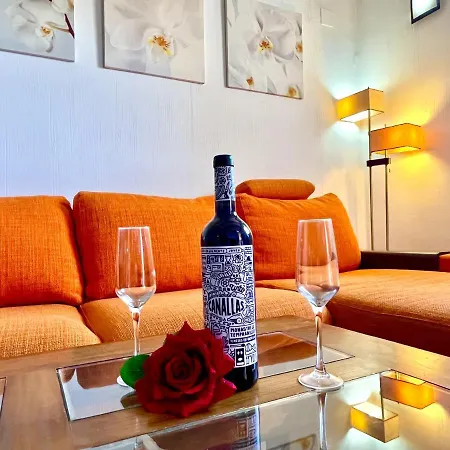 شقة House Three By Gloove *